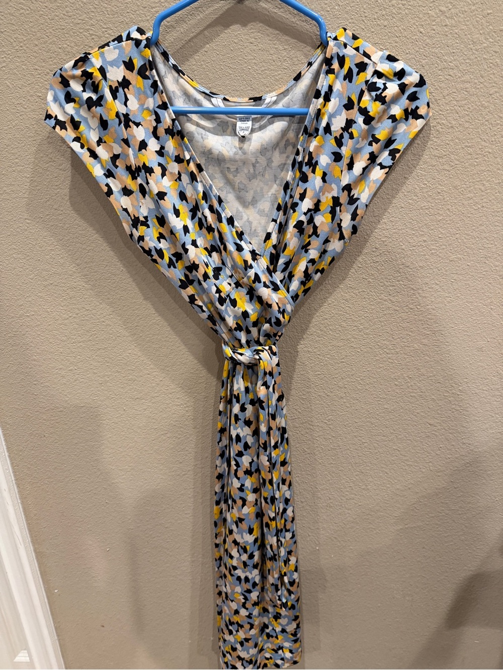 Diane von Furstenberg Silk V-Neck Wrap Dress in Multi-Color Print